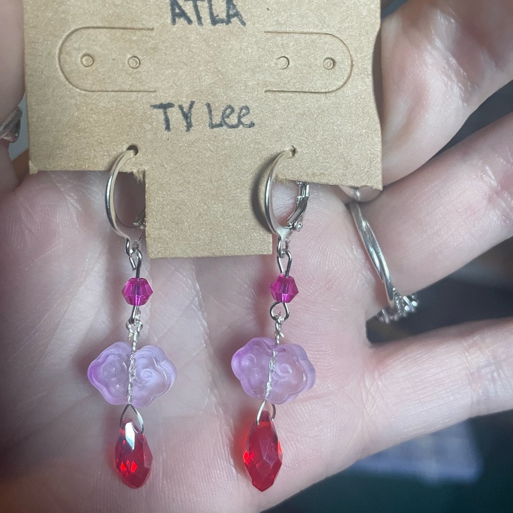Avatar the last air bender earring’s